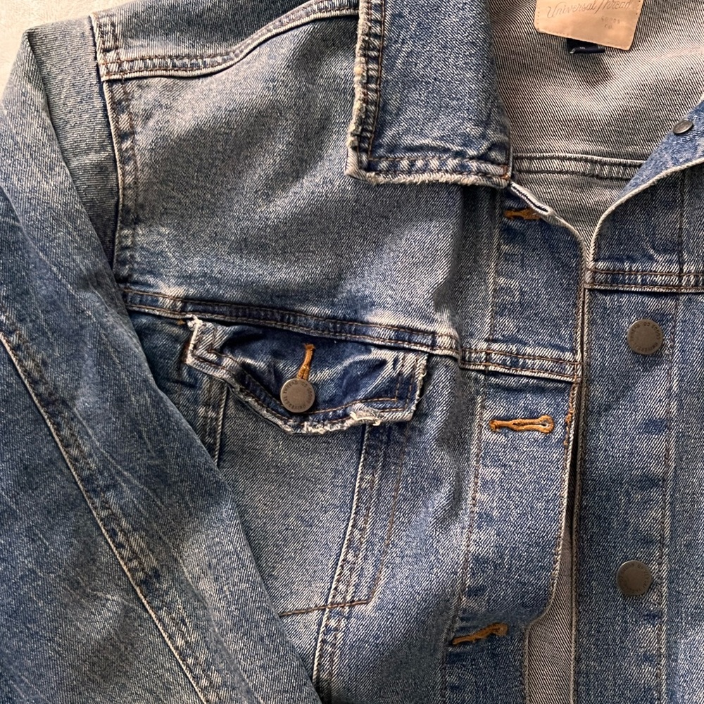 Target Universal Thread Denim Jacket in XL